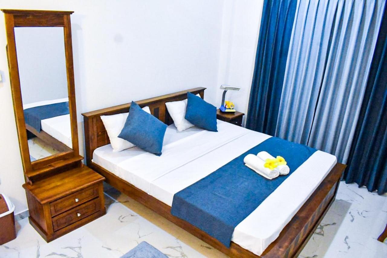 Twinstop Villa Minuwangoda Bagian luar foto